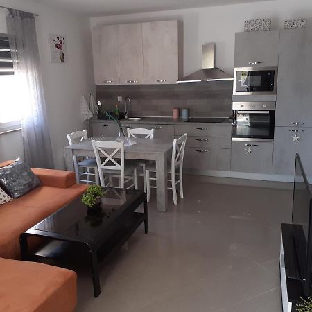 Ferienwohnung Apartman Nada Ližnjan Exterior foto